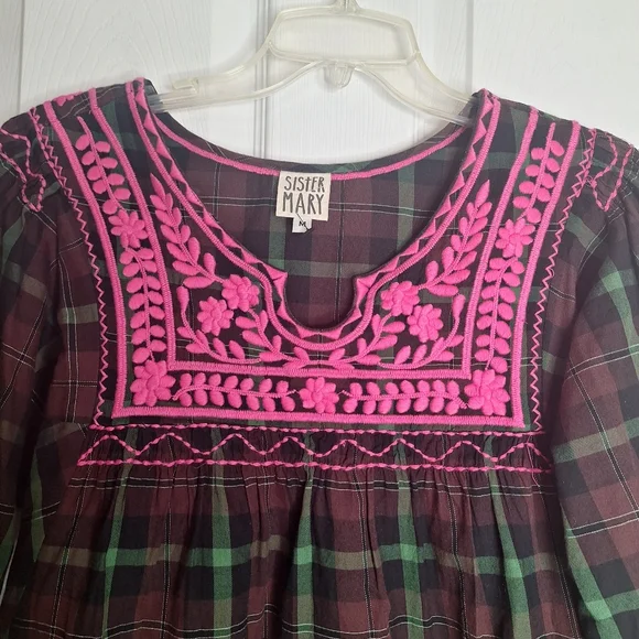 Sister Mary embroidered Plaid top Size Medium - Picture 2 of 6